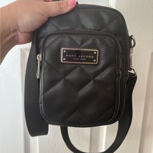 Authentic Marc Jacobs quilted mini crossbody bag in classic black 🖤